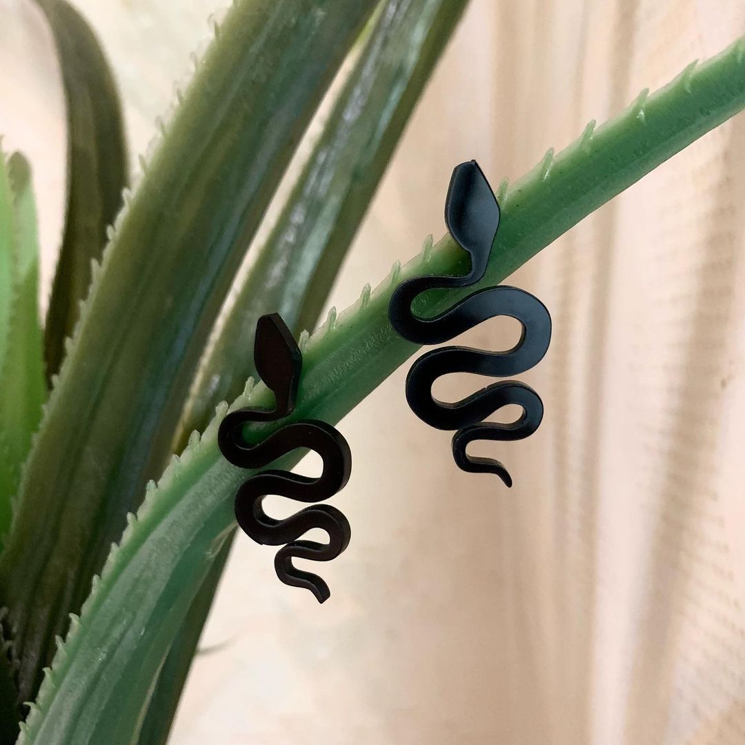 Black snake earrings