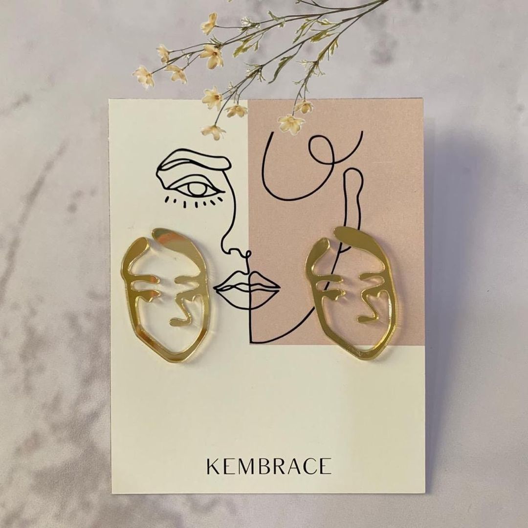 Minimalistic and classy face earrings